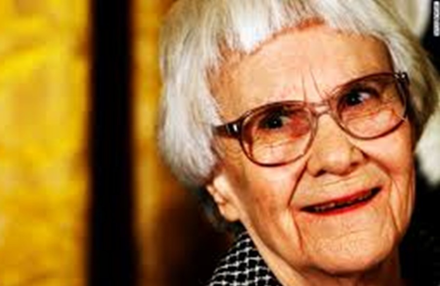 Harper+Lee+surprised+Americans+everywhere+when+she+announced+she+would+be+publishing+her+book+Go+Set+a+Watchman.