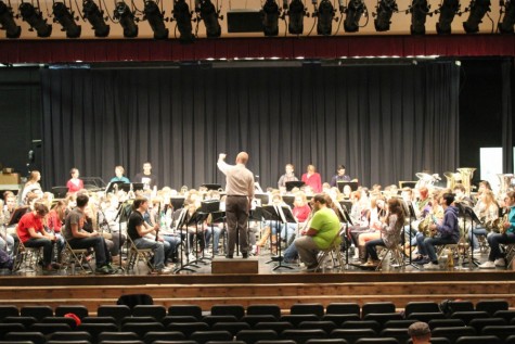Carter Biggers leads the PMEA District 6 Band in rehearsal Thursday.