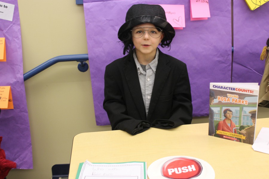 Myers students unveil living wax museum – The BluePrint