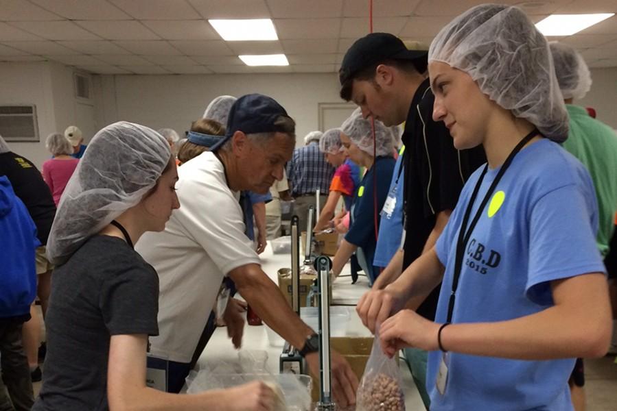 Stephanie Mills (right) is leading an initiative to provide food for refugees in the Middle East.