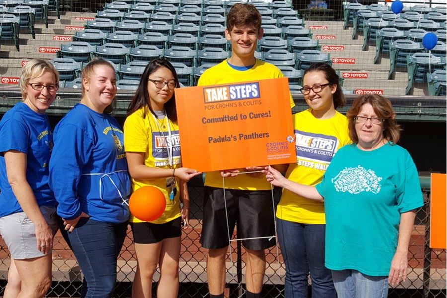 National Honor Society participates in Crohn’s & Colitis Walk The