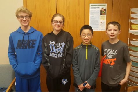 The newest middle school Students of the week are (L to r): Nathan Spiker,
Caylee Conlon, Kevin Liang, and McCaulley Corle.