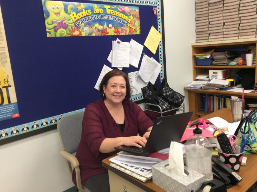 Mrs.+Nycum+is+always+willing+to+help+her+students.