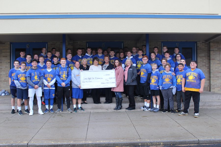 The Bellwood-Antis football team donated $1,000 to Girls Night Out to help fund cancer research in recognition of October as National Breast Cancer Awareness Month.