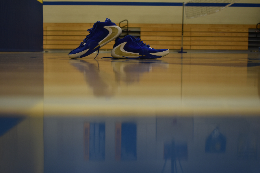 Basketball season means the release of plenty of popular basketball shoes.