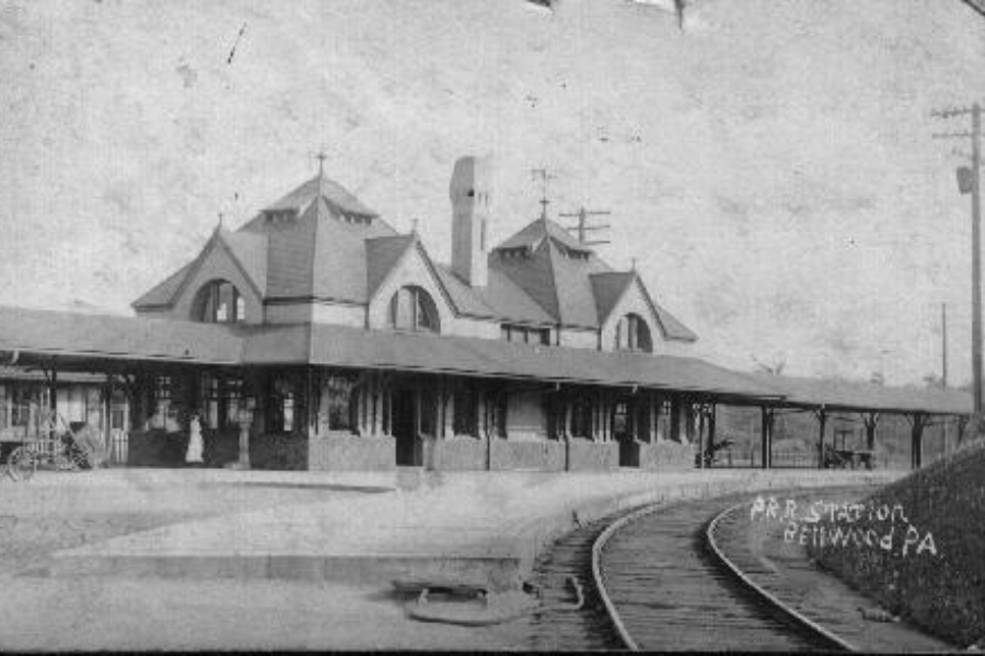 BA HISTORY 101: Bellwood Train Station