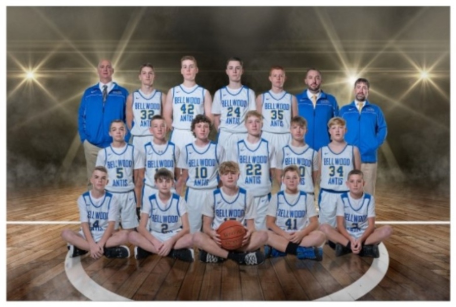 The junior high boys basketball team finished the season with a 17-2 record.