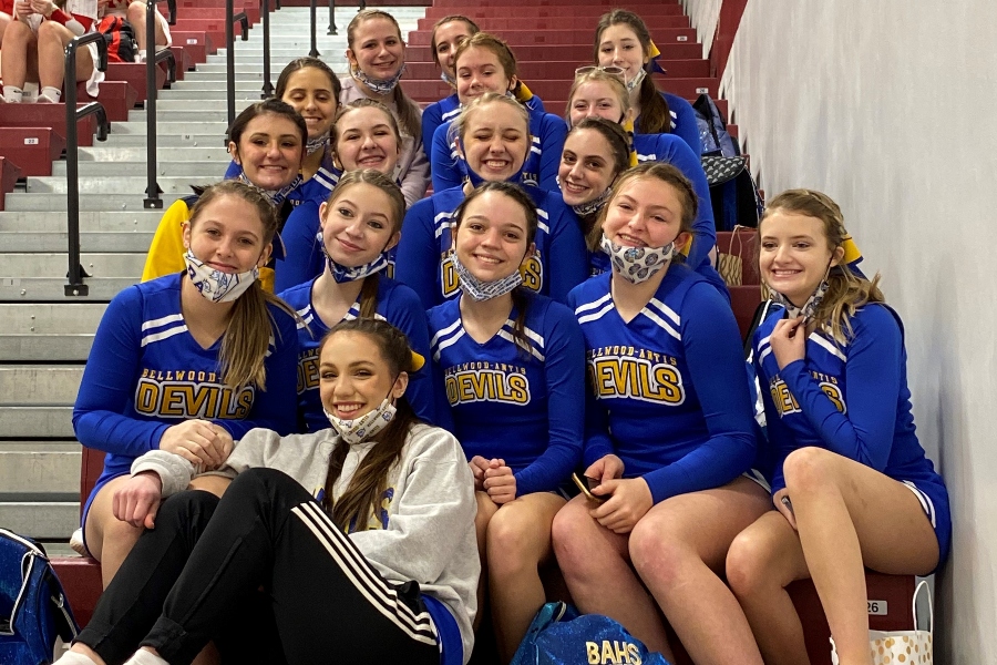 The+Bellwood-Antis+cheer+squad+wrapped+up+its+season+Saturday+at+the+District+championships.