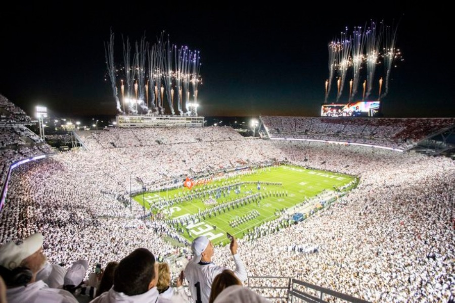 Penn+State+takes+the+field+to+play+Auburn+Saturday+Night