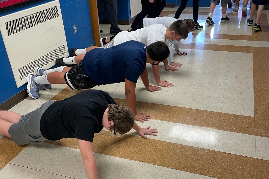 Middle school commits to 22 Pushup Challenge – The BluePrint