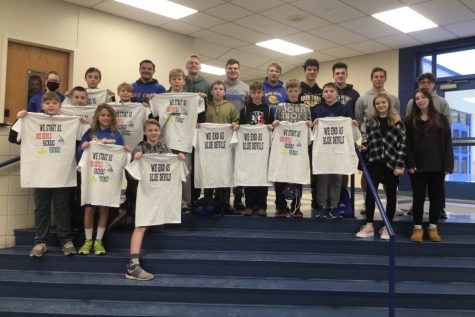 The football team and cheerleaders welcomed middle school students to Blue Devil life last week.