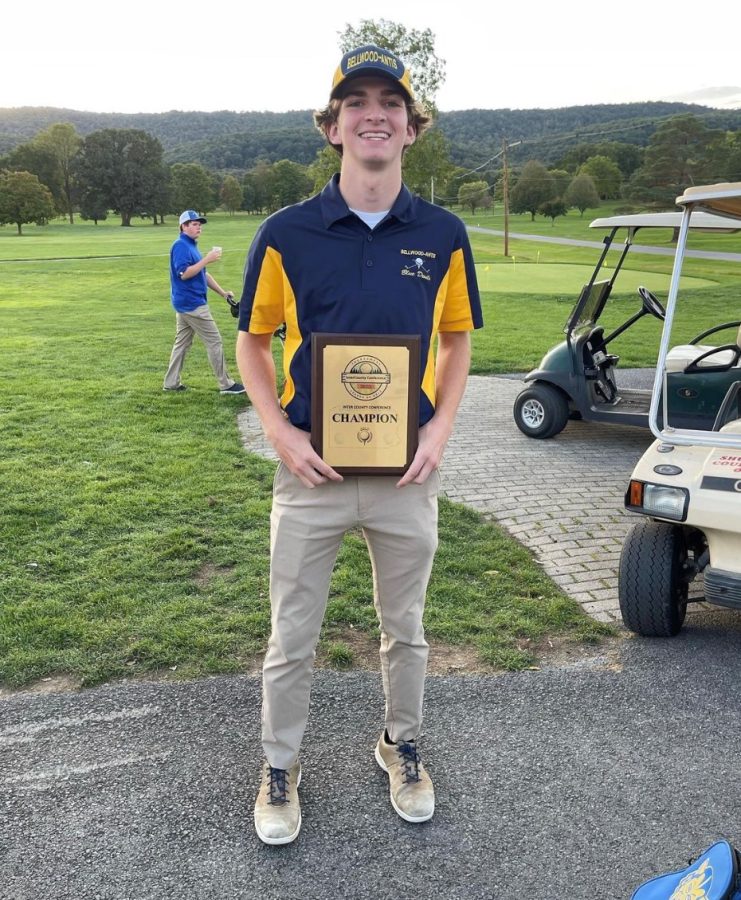 Ethan Johnston shot an 82 to finish first at the ICC championships.