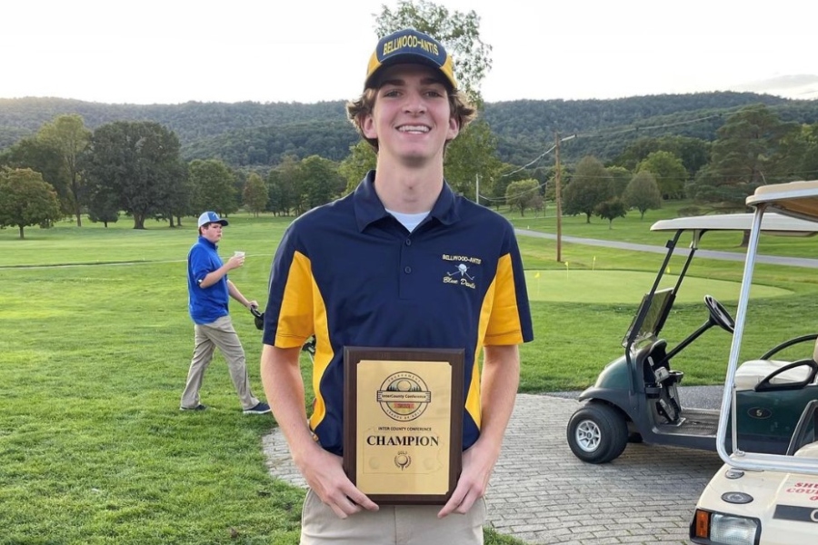 Ethan Johnston captured the ICC championship last week in Sinking Valley.