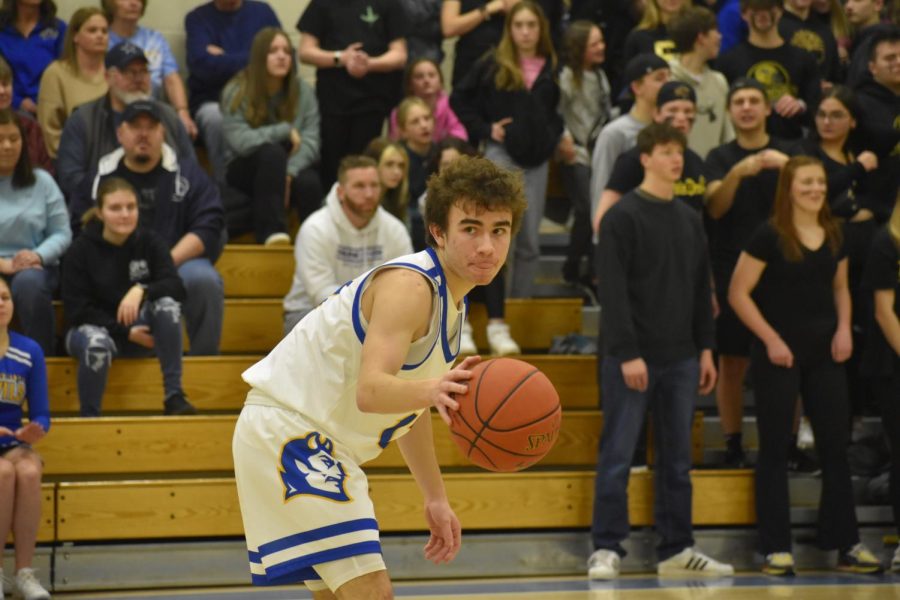 Caleb Beiswenger scored 20 points to lead B-A over Glendale last Friday.