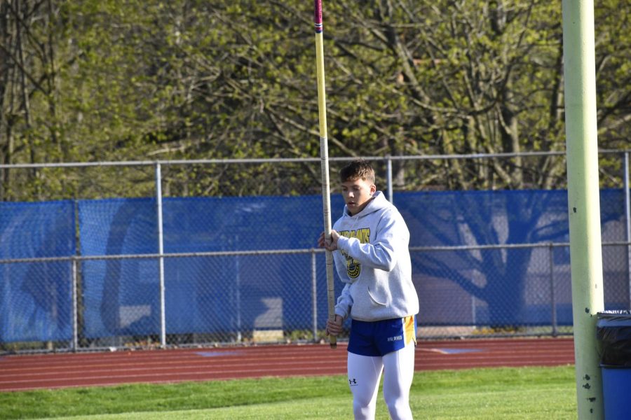 Dylan Andrews has committed to St. Francis, where he will compete on the track and field team as a pole vaulter.