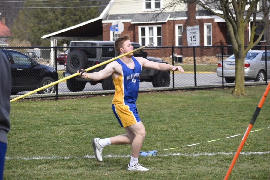 Eli+Pluebell+lets+his+throw+fly+in+the+javelin.+%28Bailee+Conway%29