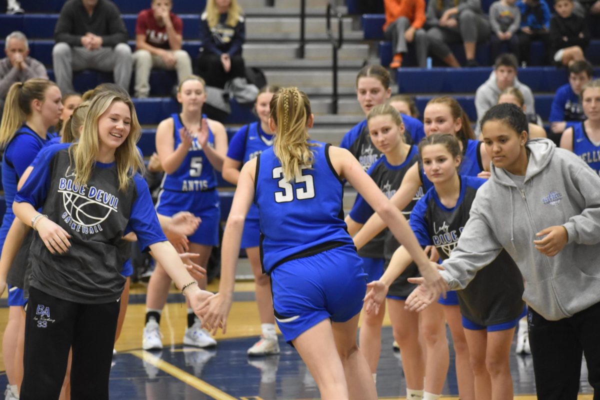 Preview: Girls basketball looks to build off last season