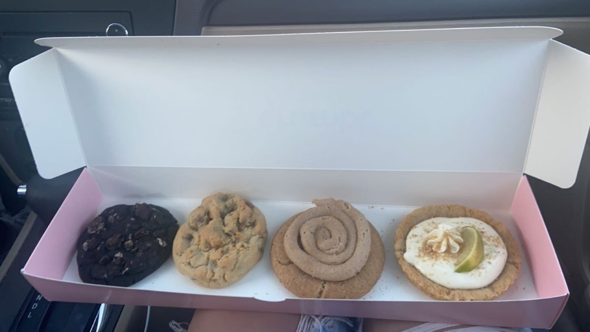 Four+of+Crumbls+delicious+flavors+